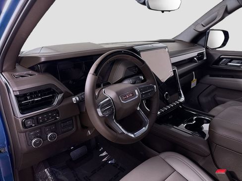 New 2026 GMC Yukon Elevation w/ Elevation Premium Package AWD/4WD image 9