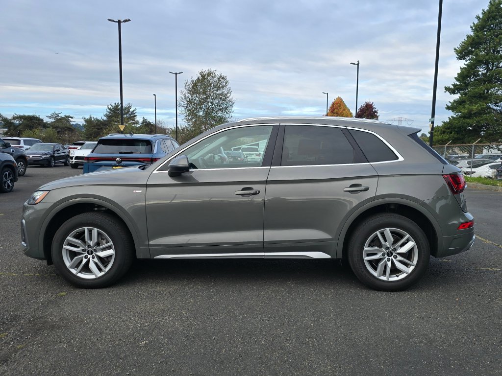 Used 2023 Audi Q5 2.0T Premium AWD/4WD image 2