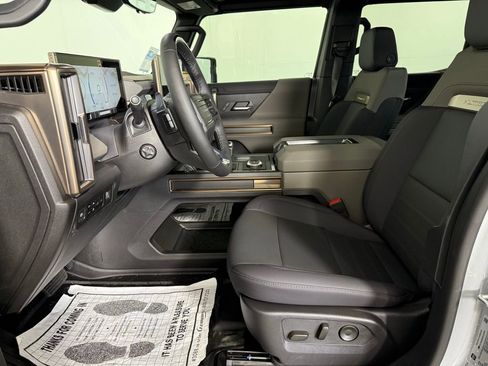 New 2025 GMC Hummer EV 3X w/ Extreme Off-Road Package image 7