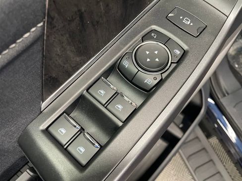 New 2025 Ford F250 Lariat w/ Lariat Ultimate Package image 17