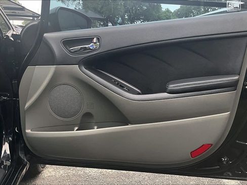 Used 2016 Kia Forte LX w/ LX Popular Plus Package FWD image 23