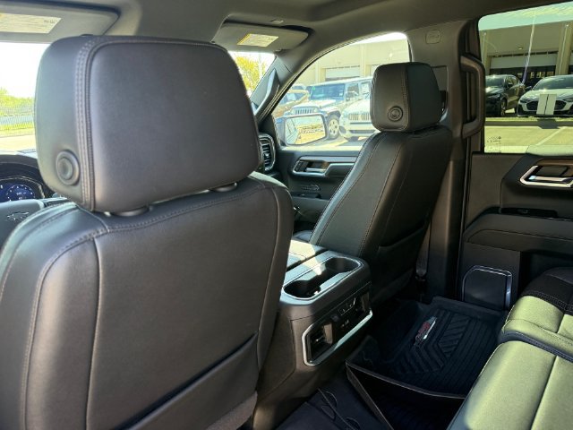 Used 2024 Chevrolet Silverado 1500 High Country w/ Midnight Edition AWD/4WD image 22