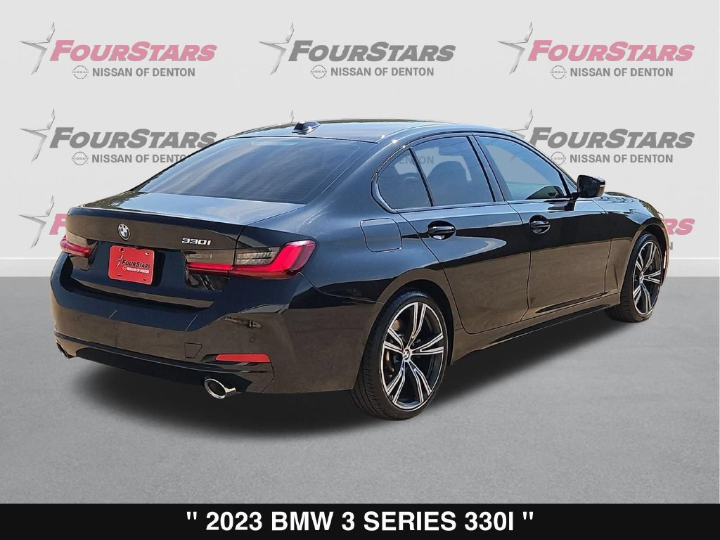 Used 2023 BMW 330i Sedan w/ Premium Package RWD image 4