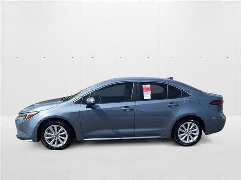 New 2025 Toyota Corolla XLE image 5