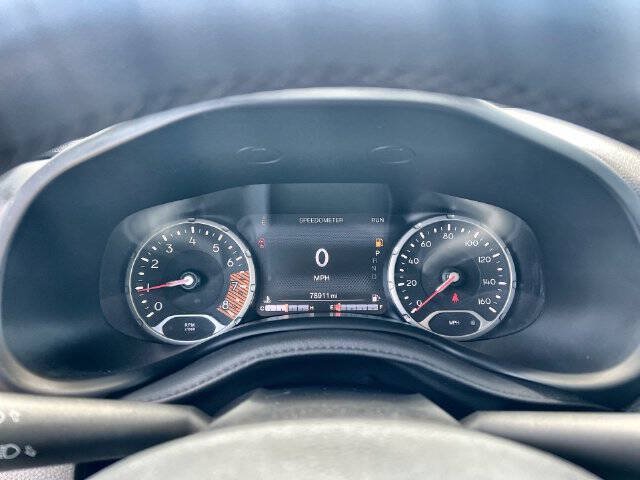 Used 2021 Jeep Renegade Latitude FWD image 12