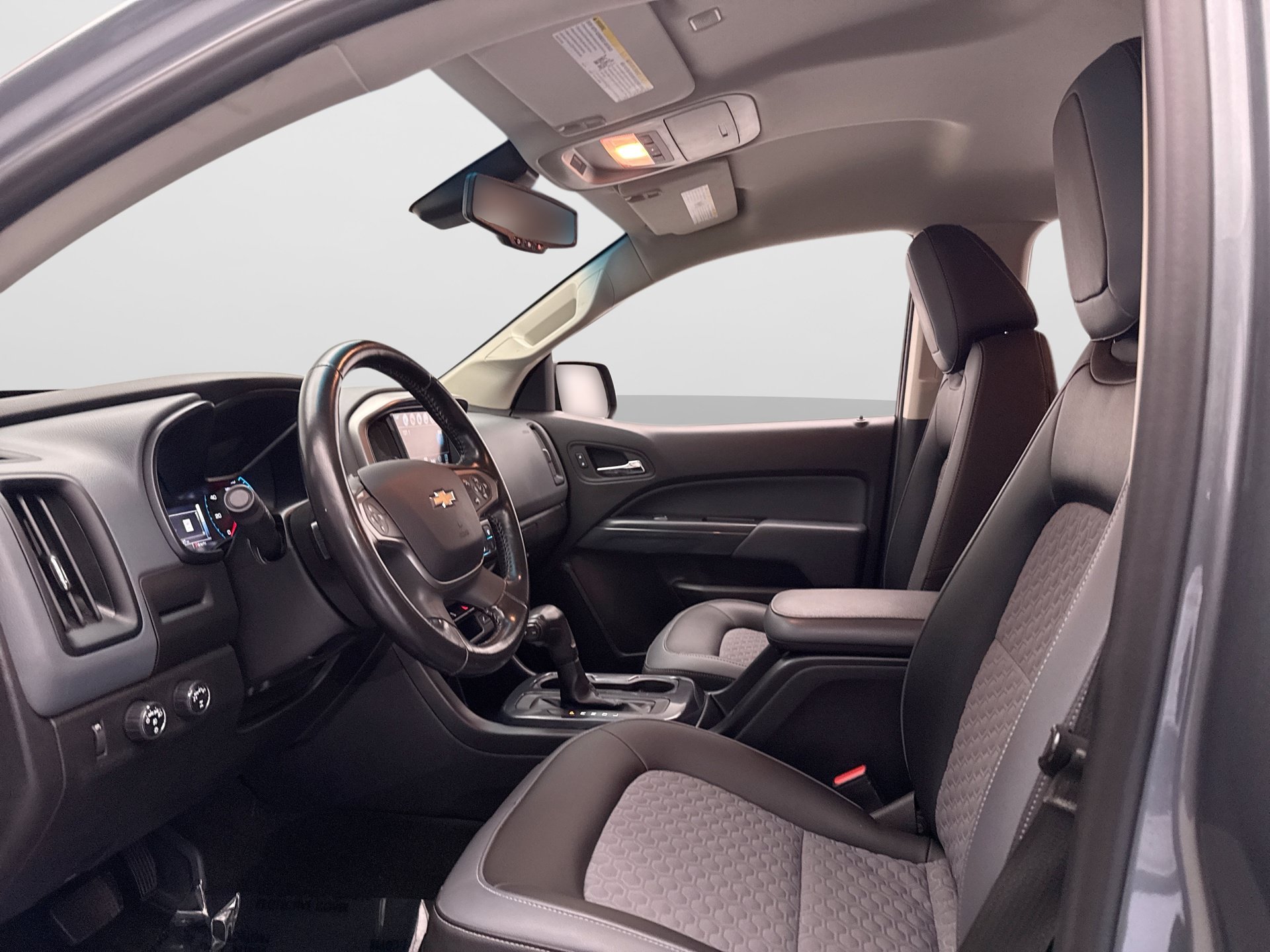 Used 2018 Chevrolet Colorado Z71 AWD/4WD image 10