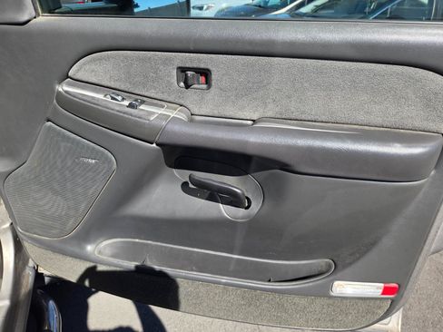 Used 2003 Chevrolet Silverado 2500 LS RWD image 8