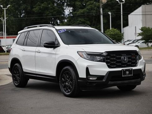 Used 2023 Honda Passport TrailSport image 14