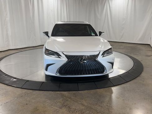Used 2019 Lexus ES 350 F Sport image 5
