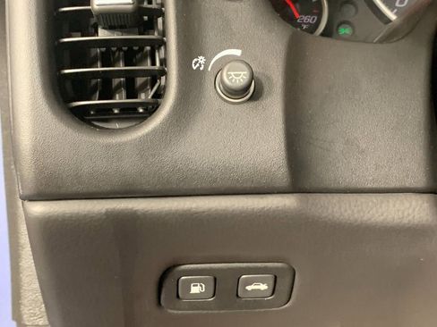 Used 2012 Chevrolet Corvette Coupe image 17