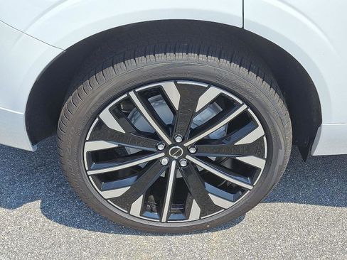 New 2026 Volvo XC60 B5 Ultra w/ Protection Package Premier image 5