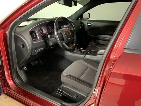 Used 2021 Dodge Charger SXT w/ Blacktop Package image 28