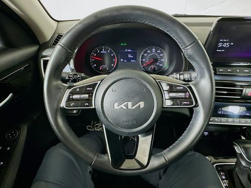 Certified 2023 Kia Seltos Nightfall Edition image 11