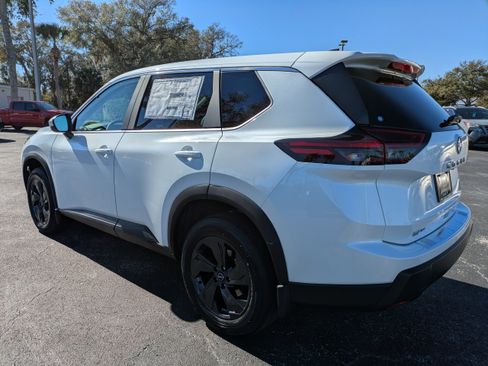 New 2026 Nissan Rogue SV image 6