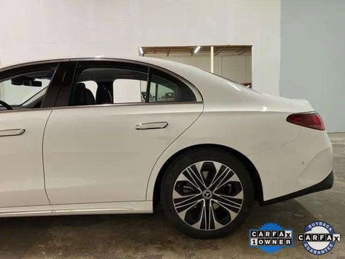 Used 2025 Mercedes-Benz E 350 Sedan image 94