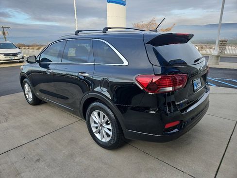 Used 2020 Kia Sorento LX w/ LX I4 Convenience Package image 7
