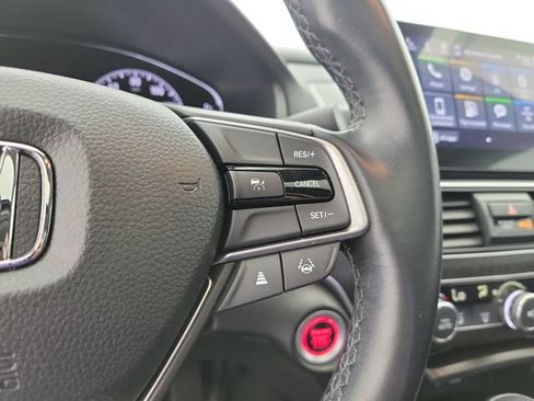 Used 2022 Honda Accord EX-L image 24