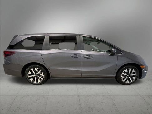 New 2026 Honda Odyssey EX-L image 7