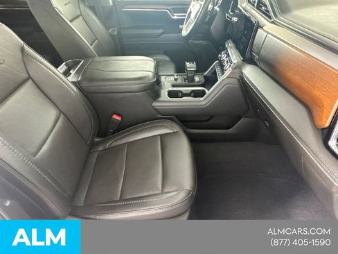 Used 2024 GMC Sierra 1500 Denali AWD/4WD image 16