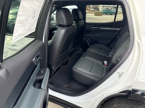 New 2026 GMC Terrain AT4 w/ Technology Package II image 13