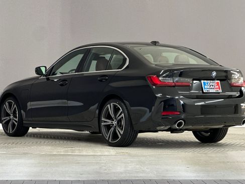 Used 2024 BMW 330e w/ Convenience Package RWD image 3