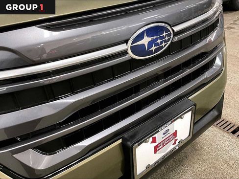 Used 2025 Subaru Forester Limited image 30