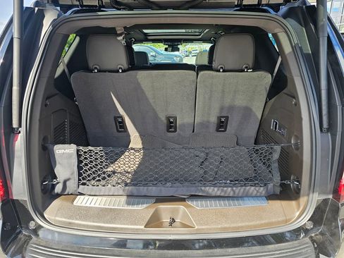 Used 2024 GMC Yukon Denali w/ Max Trailering Package AWD/4WD image 15