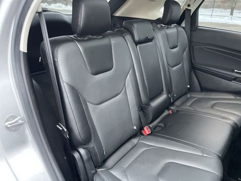 Used 2018 Ford Edge Titanium w/ Equipment Group 301A image 15