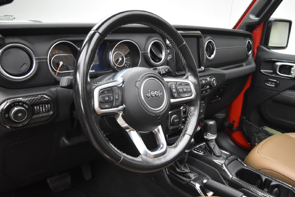 Used 2022 Jeep Wrangler Unlimited Sahara w/ LED Lighting Group AWD/4WD image 11