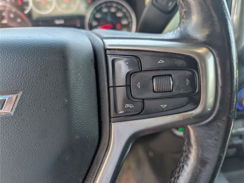 Used 2021 Chevrolet Silverado 1500 LT Trail Boss w/ Bed Protection Package AWD/4WD image 25
