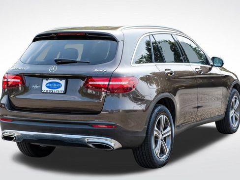 Used 2017 Mercedes-Benz GLC 300 4MATIC image 6