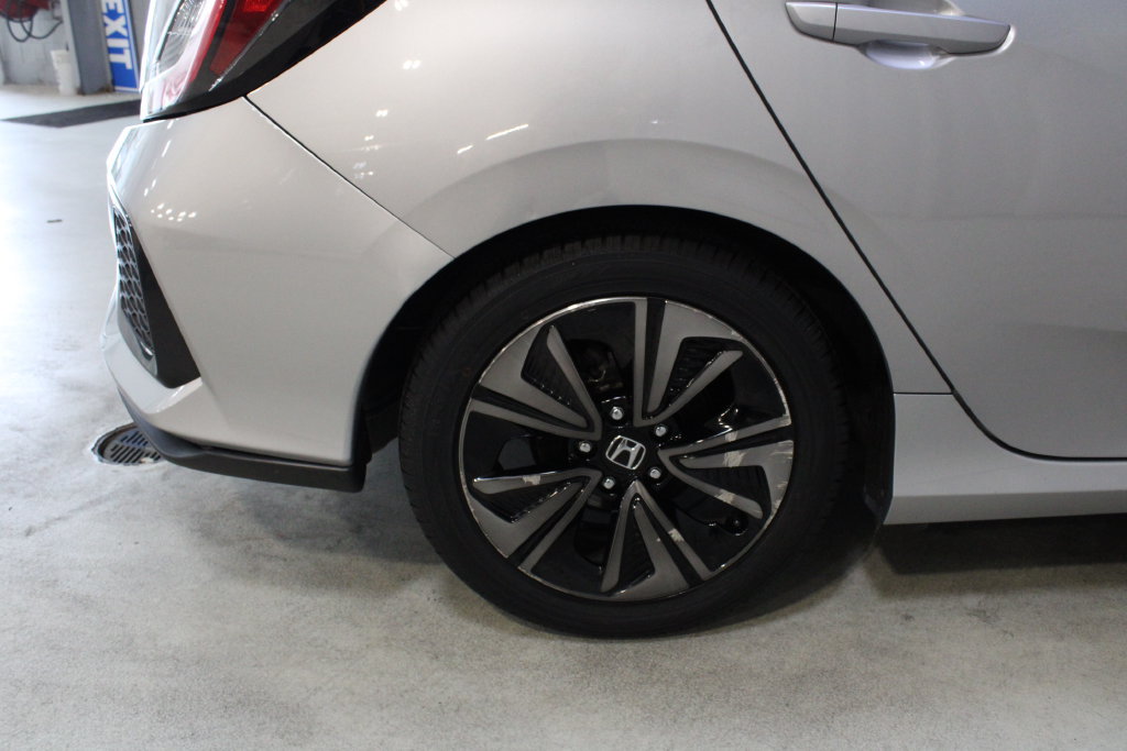 Used 2018 Honda Civic EX image 27