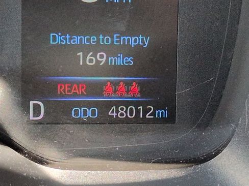 Used 2021 Toyota Corolla LE FWD image 24