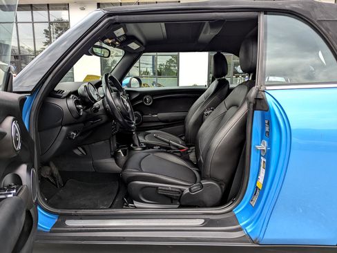 Used 2018 MINI Cooper Convertible image 12