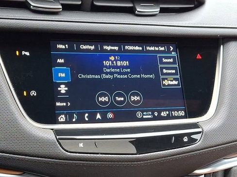 Certified 2022 Cadillac XT5 Premium Luxury image 21