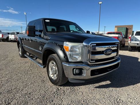Used 2014 Ford F250 XLT w/ XLT Value Package image 2
