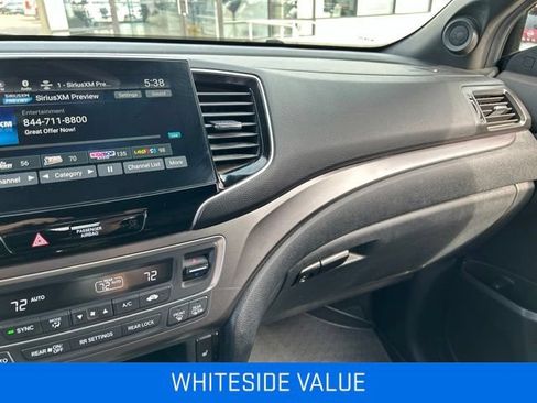 Used 2022 Honda Pilot Sport image 4