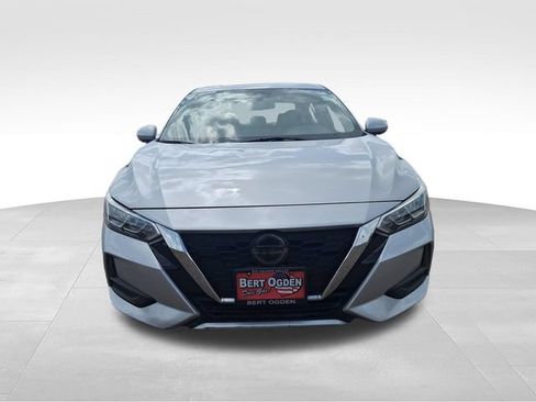 Certified 2020 Nissan Sentra SV w/ Trunk Package FWD image 2