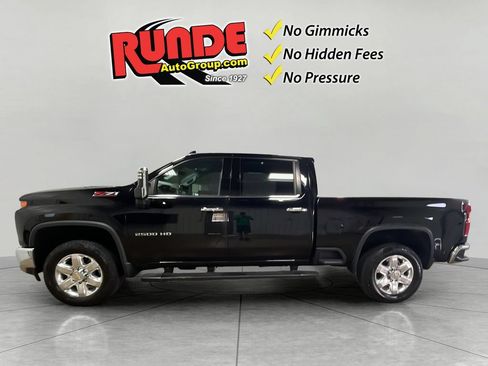 Used 2023 Chevrolet Silverado 2500 LTZ w/ LTZ Plus Package AWD/4WD image 3