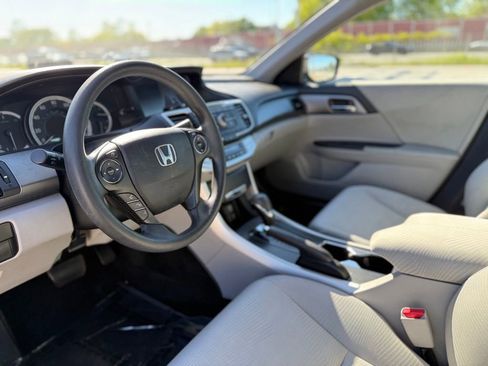 Used 2014 Honda Accord LX image 23