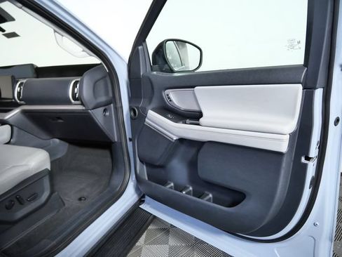 Certified 2025 Ford Expedition Active AWD/4WD image 10