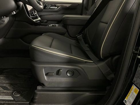 New 2026 GMC Yukon XL Elevation w/ Elevation Premium Package AWD/4WD image 34