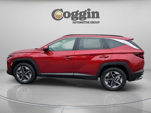 New 2026 Hyundai Tucson SEL FWD image 2