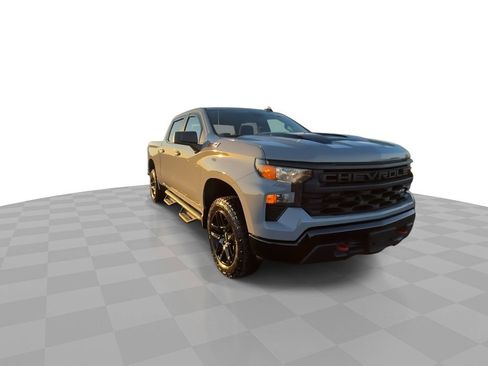 Certified 2024 Chevrolet Silverado 1500 Custom Trail Boss w/ LPO, Dark Essentials Package image 4