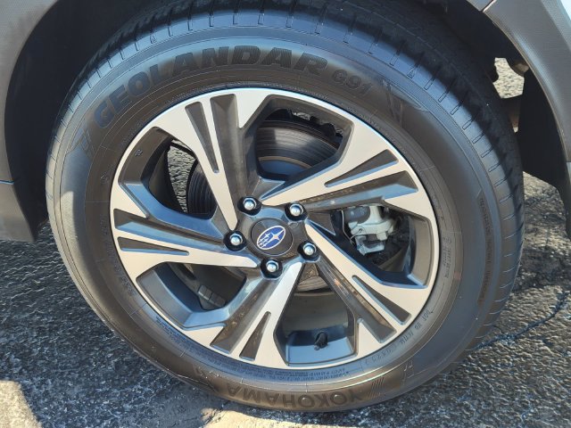 Used 2025 Subaru Crosstrek 2.5i Premium AWD/4WD image 34