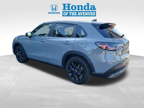 Used 2024 Honda HR-V Sport image 3