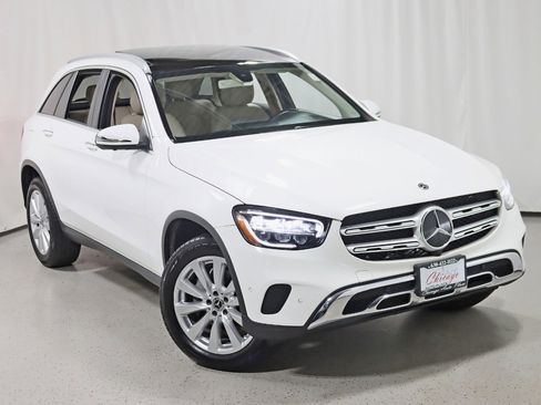 Used 2020 Mercedes-Benz GLC 300 GLC 300 w/ Parking Assistance Package image 6