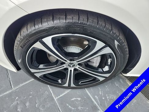 Used 2024 Mercedes-Benz C 300 Sedan image 6