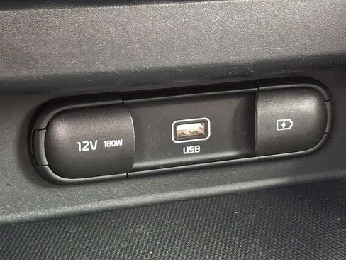 Used 2022 Kia Seltos S FWD image 25
