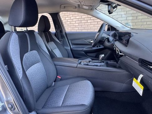 New 2026 Nissan Sentra SV w/ SV Convenience Package image 3